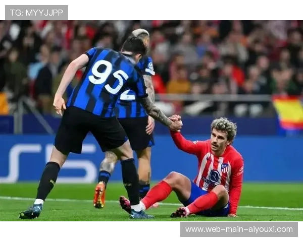 阿尔瓦雷斯80分钟扳平比分，88分钟远射绝杀，西蒙尼场边狂奔庆祝